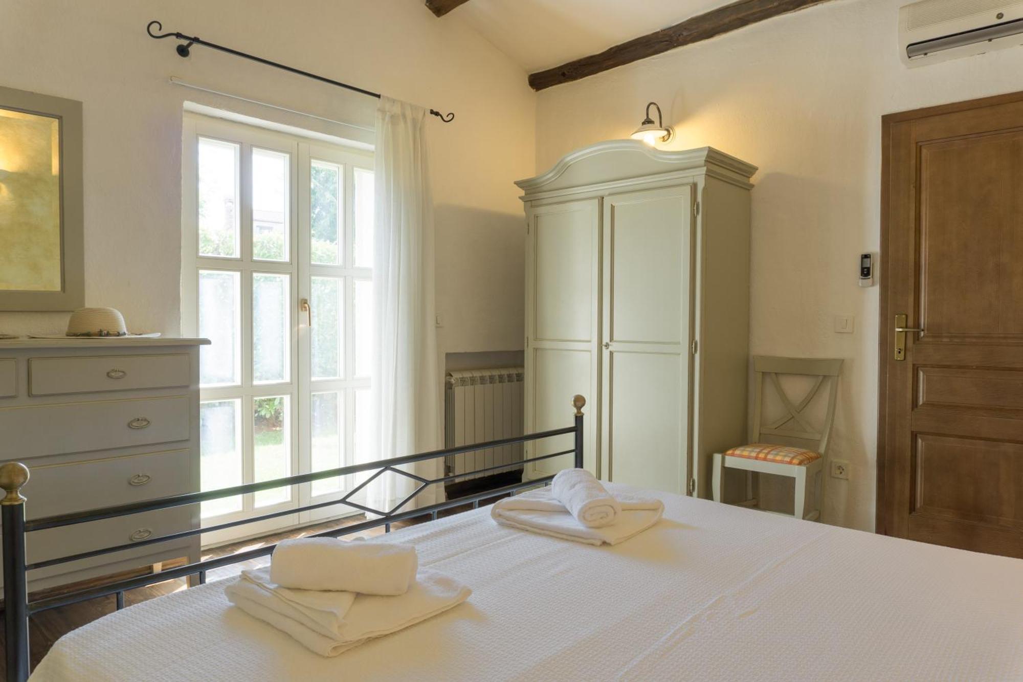 Villa Melissa - Istrisches Steinhaus Mit Pool In Guter Lage Sveti Lovreč Pazenatički Εξωτερικό φωτογραφία