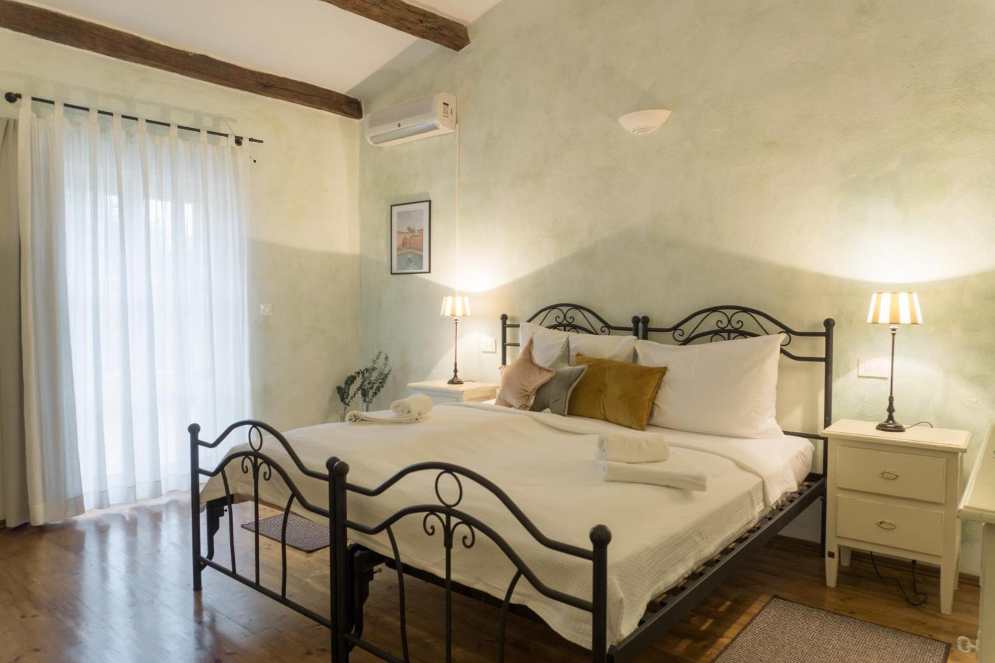 Villa Melissa - Istrisches Steinhaus Mit Pool In Guter Lage Sveti Lovreč Pazenatički Εξωτερικό φωτογραφία